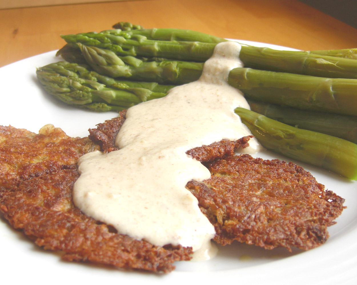 Grünkernbratlinge mit Ingwer - Parmesansauce